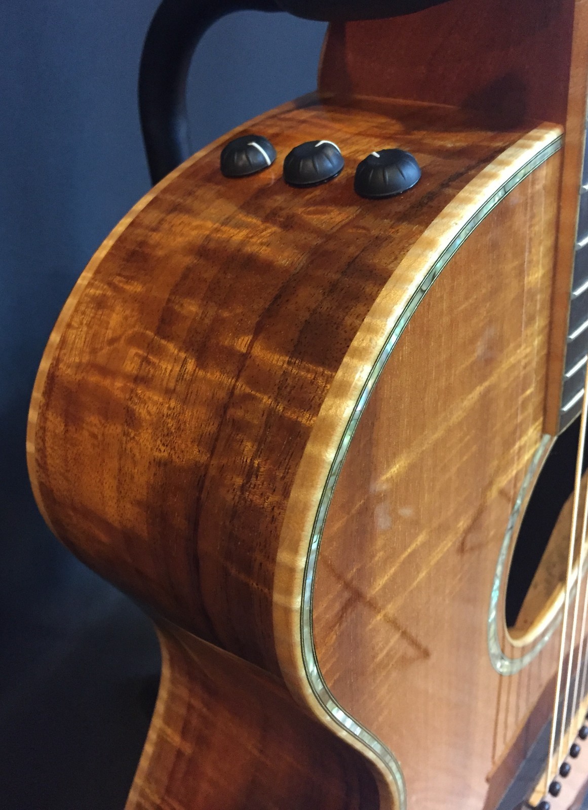 Taylor K24CE Grand Auditorium Cutaway Koa Acoustic-Electric Guitar w/ OHSC