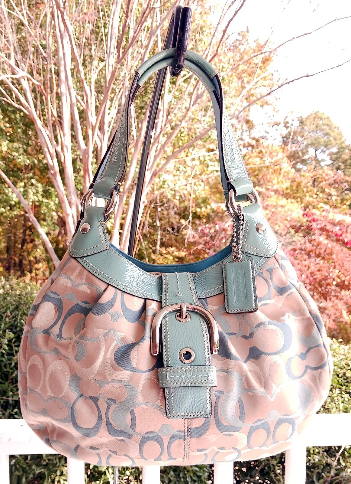 りょ　00’s coach enamel hand bag COACH Circle Patchwork East West Tote Black Brown F15466