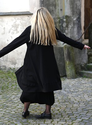 ELLI ELLI - LAGENLOOK SWEAT MANTEL GR 44 BIS 56 - SCHWARZ