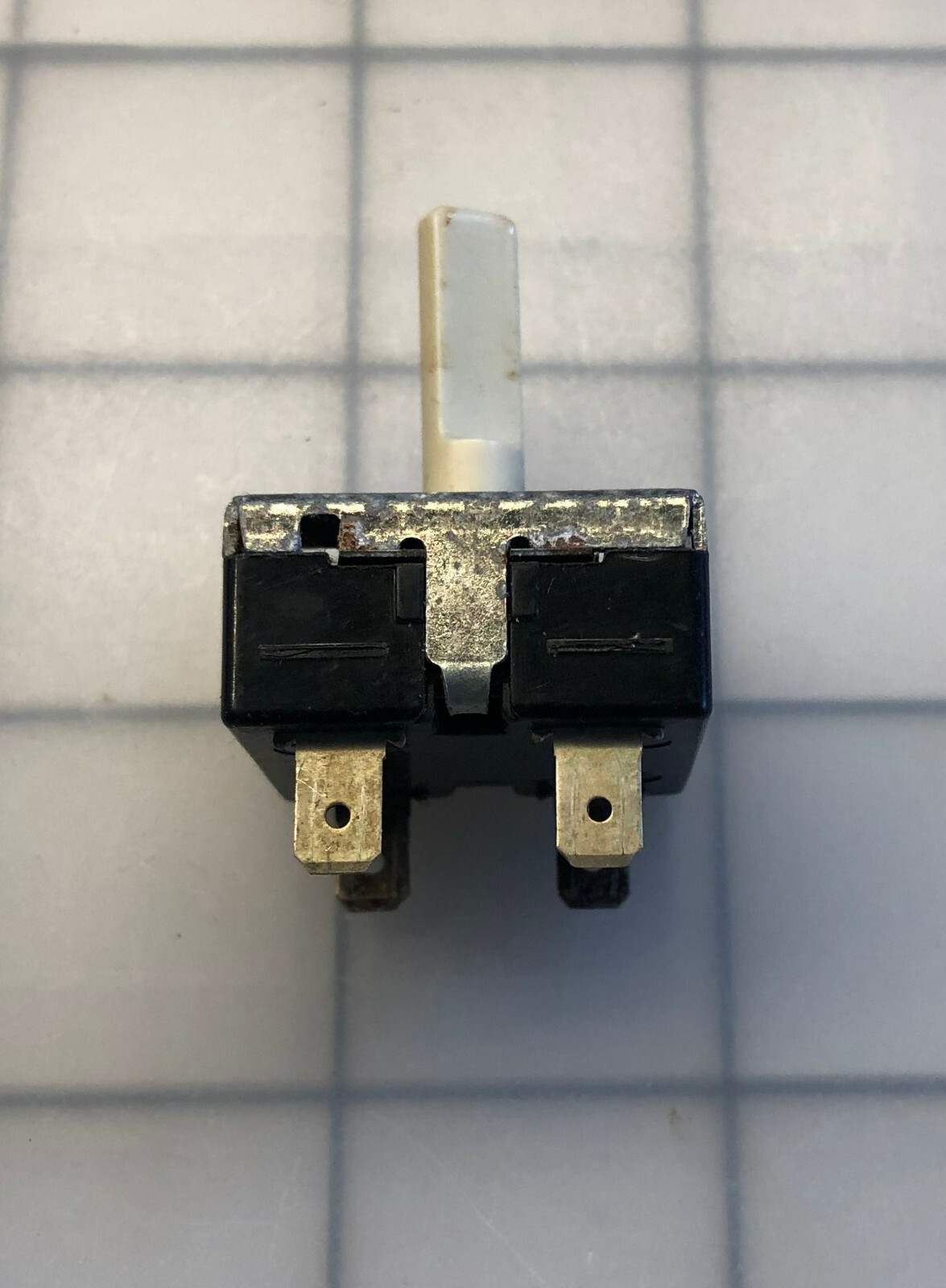 35-4342 Maytag Washer Water Temperature Switch - USED - Tested Good