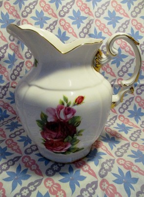 Water Pitcher and Wash Basin with Red Roses 10K Gold Trim in Excellent Cond.