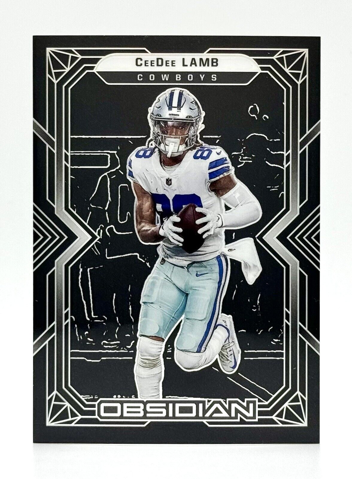 2022 Panini Obsidian CeeDee Lamb #30