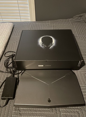 alienware 17 r3 2.60 GHz 16 GB RAMM i7- 6700 HQ CPU GTX 970