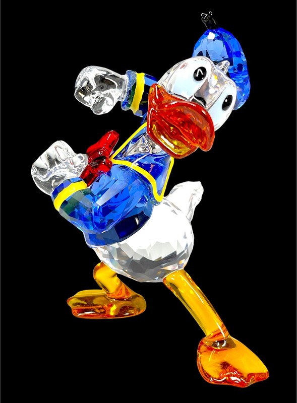 SENSATIONAL 2015 NIB SWAROVSKI DISNEY MULTICOLORED CRYSTAL DONALD