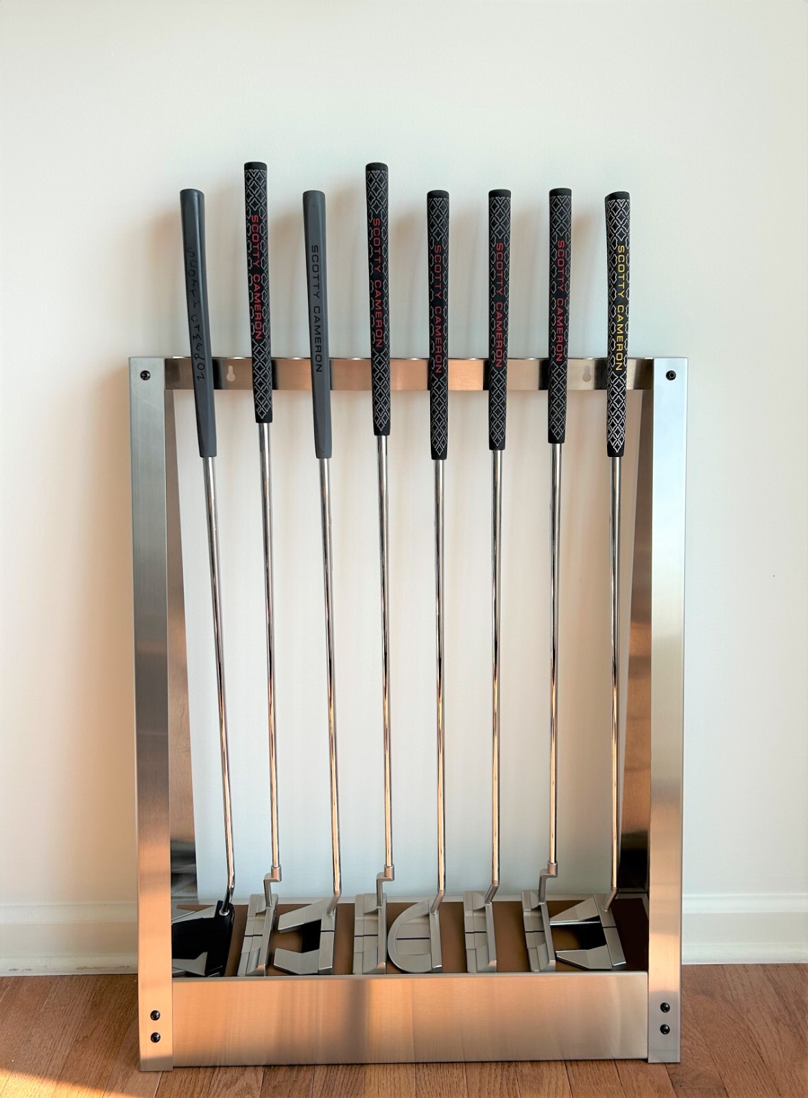 Stainless Steel Golf Club Display Rack 8 Putters + Wall Mount for Scotty Cameron