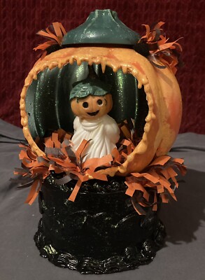 Vintage Custom Pumpkin Jack-o-Lantern Luminary Halloween Cake Ghost Figure