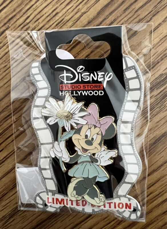 Disney DSSH DSF Petals N Pals Minnie Mouse LE 400 Pin