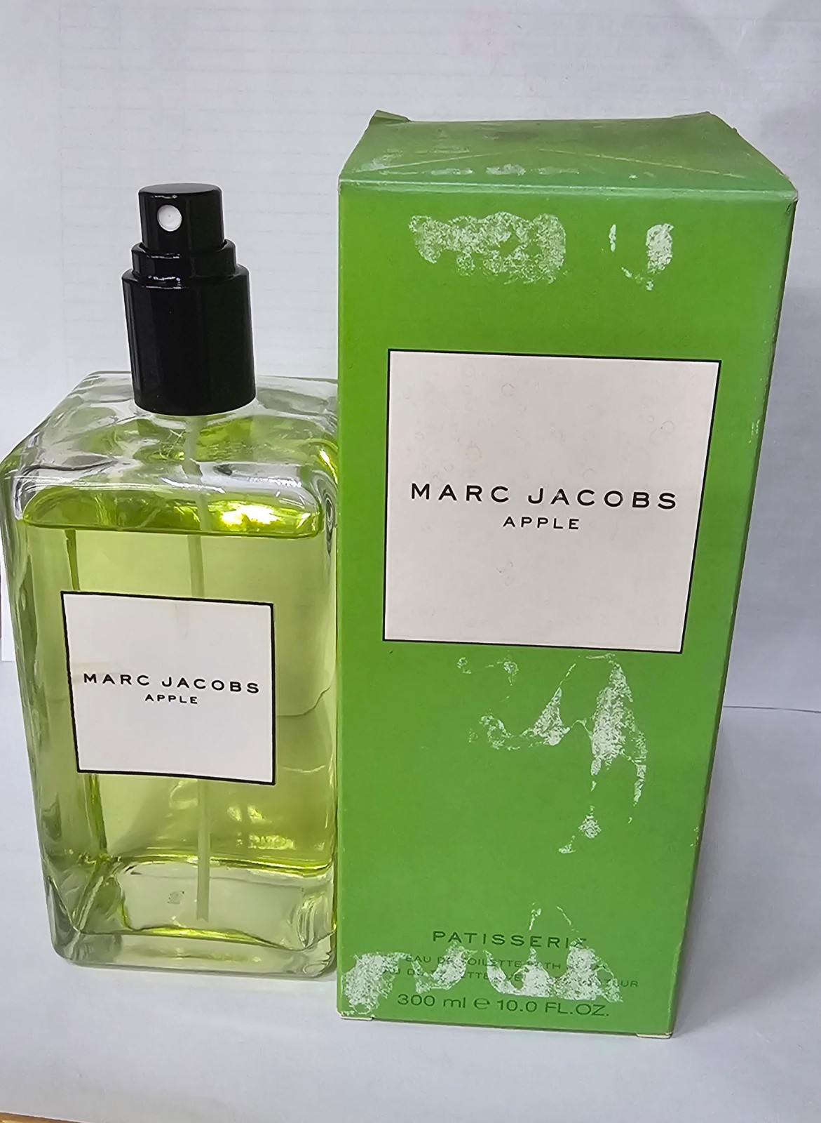MARC JACOBS リップクリーム 試してみた】エナモールドハイシャインリップラッカー MARC