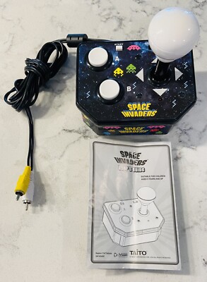 Taito Space Invaders Plug-n-play Game Console W/ Joystick Controller 2016 w/man.