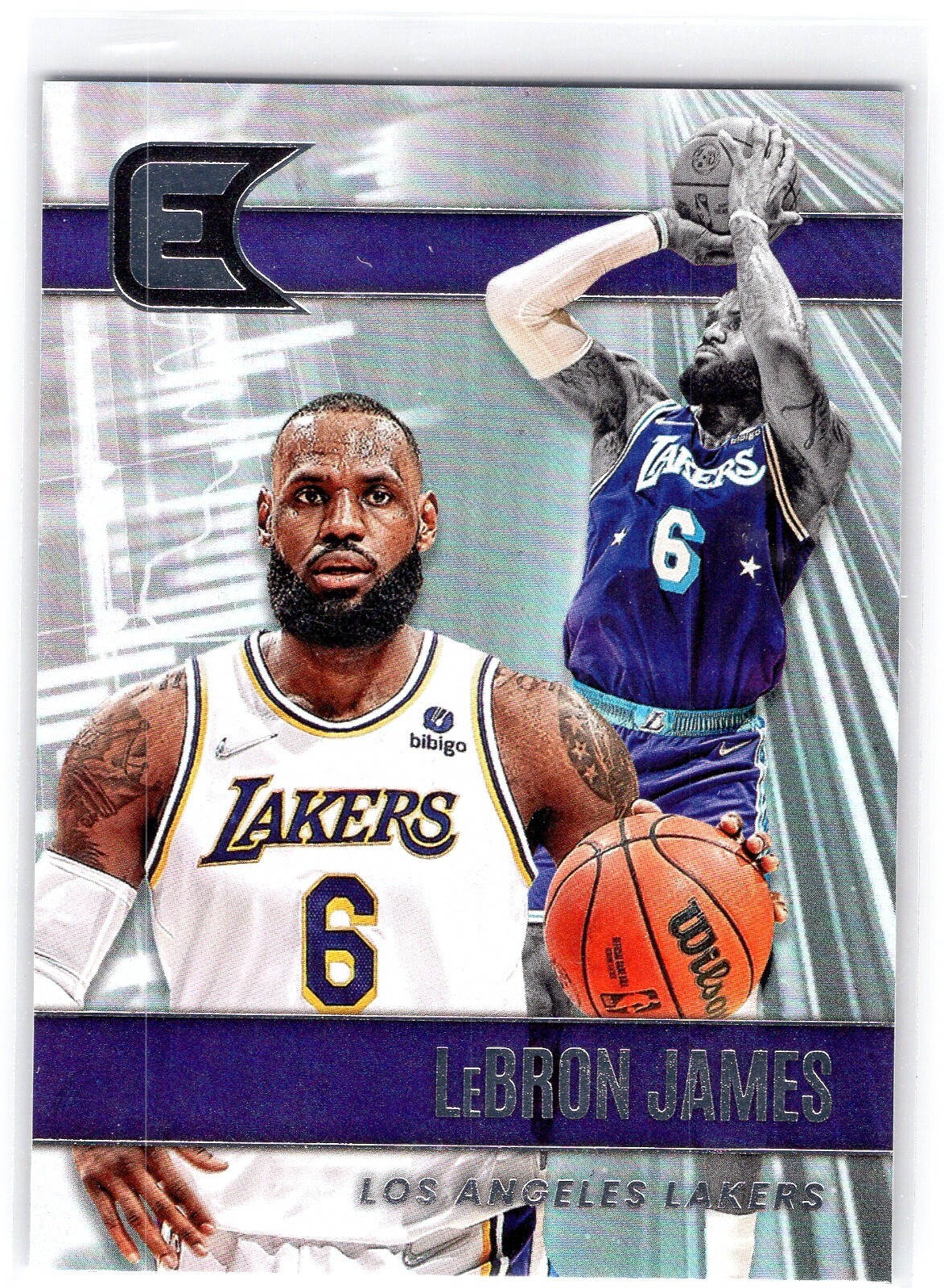 LeBron James 2021-22 Panini Essentials #302 Holo NBA Card