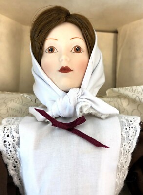 Franklin Heirloom Mercy Connecticut Pilgrim Settler NEW 14'' Porcelain Doll w/box