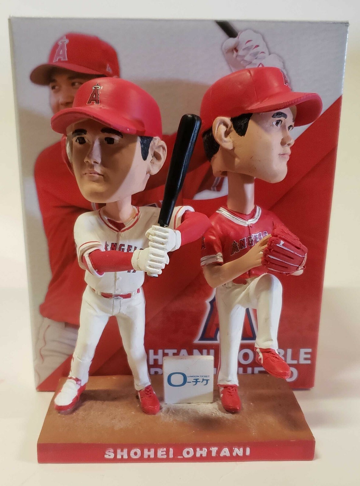 Los Angeles Angels Shohei Ohtani Double Bobblehead SGA Batting Pitching