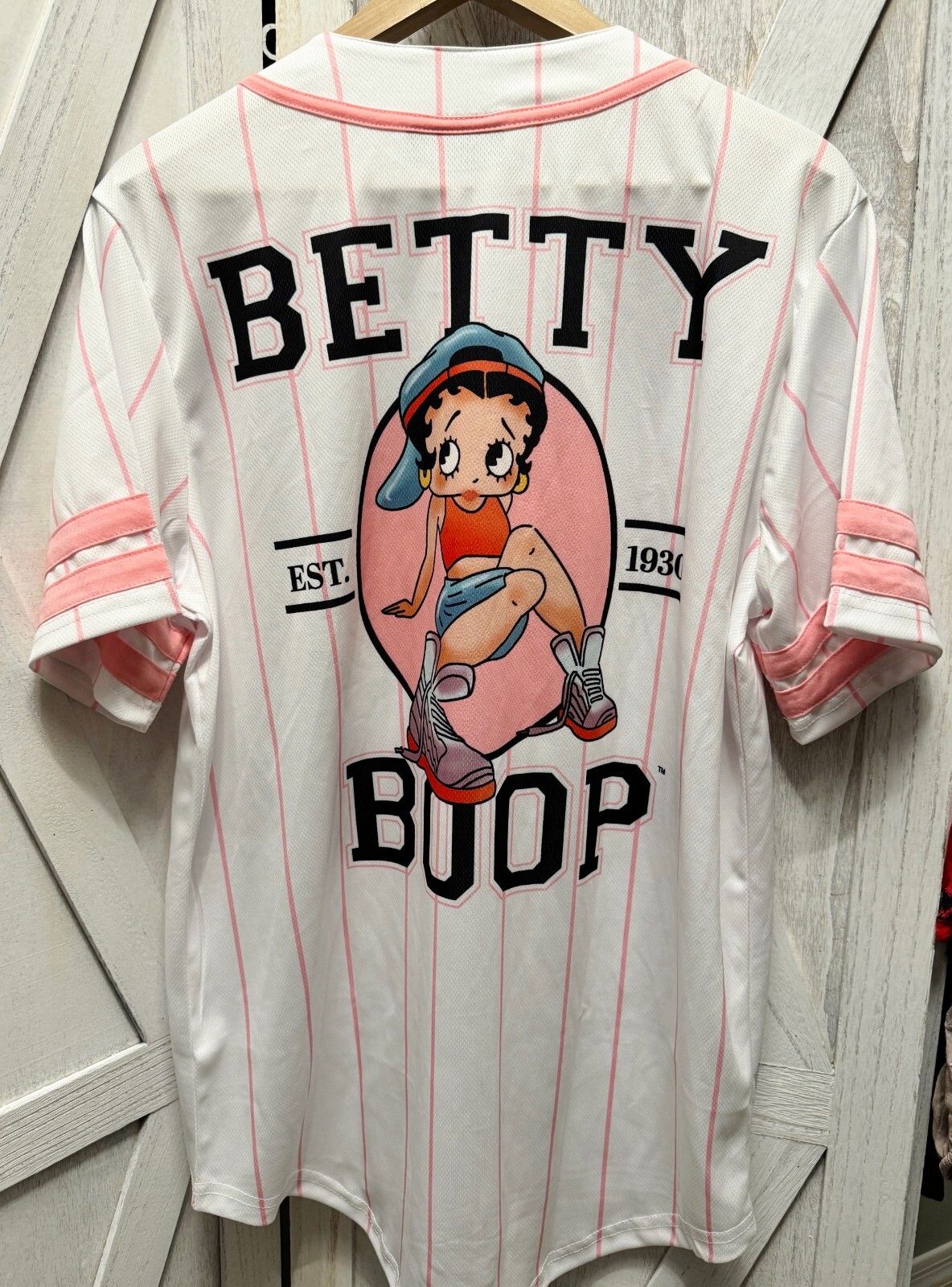 トップス 00s buffalo bobs shirt japanese label johnny wolf / buffalo bobs japanese archive t | Depop