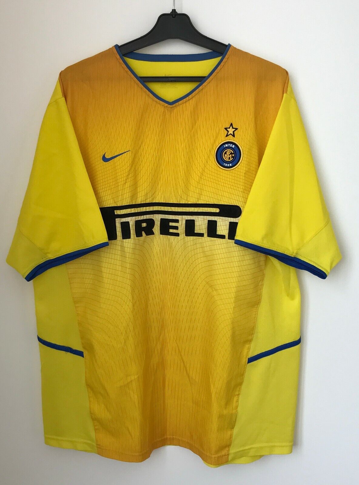 Internazionale Inter Milan 2002 - 2003 Third football shirt Internazionale Inter Milan 2002 - 2003 Third football shirt