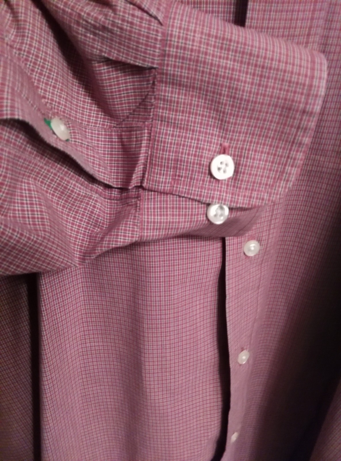 Tommy Hilfiger Classic Mens Button Down Dress Shirt Red Striped Size XL 17 36-37