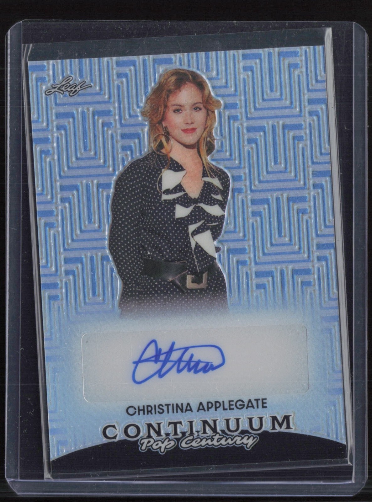 2023 Leaf Pop Century Continuum Blue Christina Applegate Auto Autograph 5/25