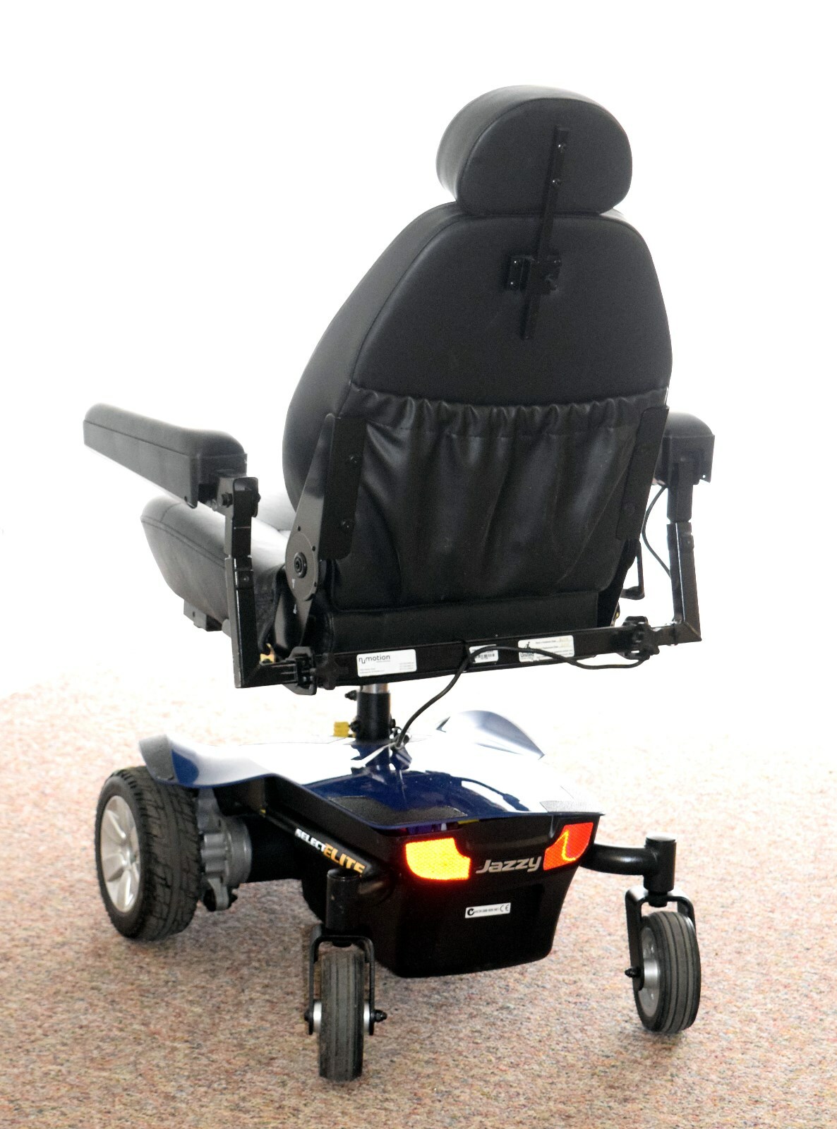 electric wheelchair Jazzy Select Elite nice big seat new batteries very nice