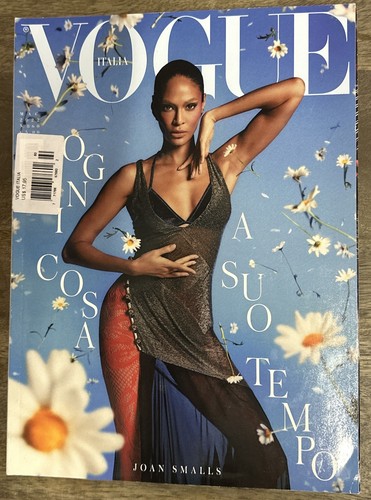 VOGUE ITALIA Magazine May 2022 JOAN SMALLS Lara Stone