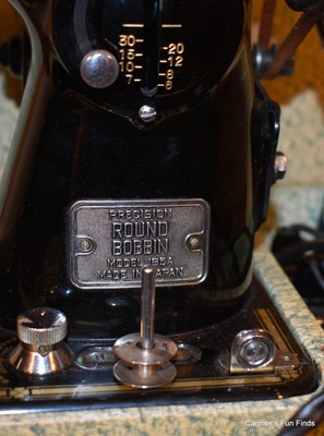 Montgomery Ward SEWING MACHINE Model 185A with Case. Works well!