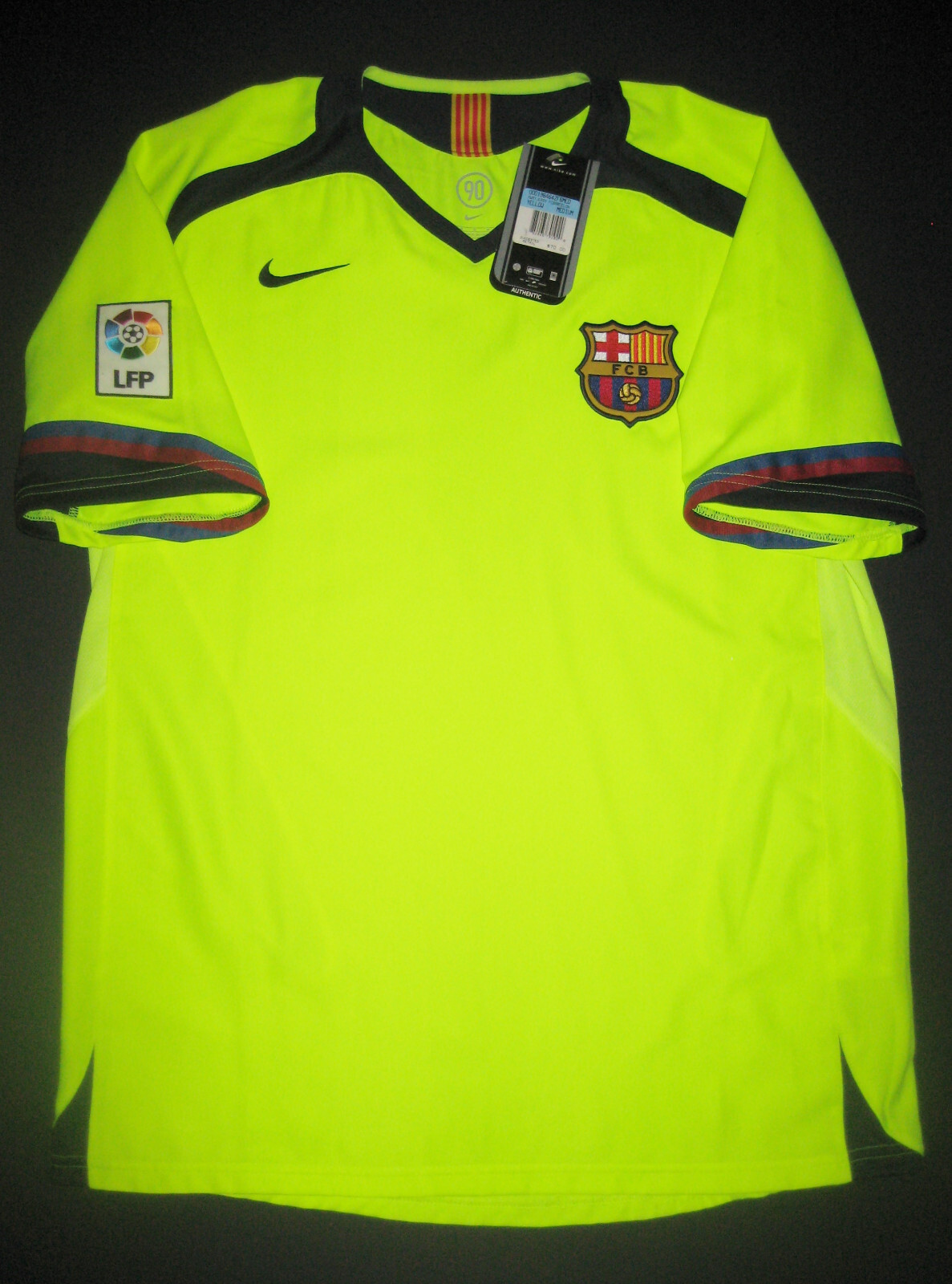 2005-2006 Nike Authentic FC Barcelona Ronaldinho Short
