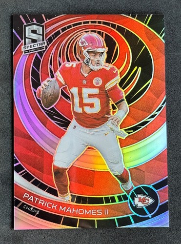 2023 Panini Spectra Patrick Mahomes II #106