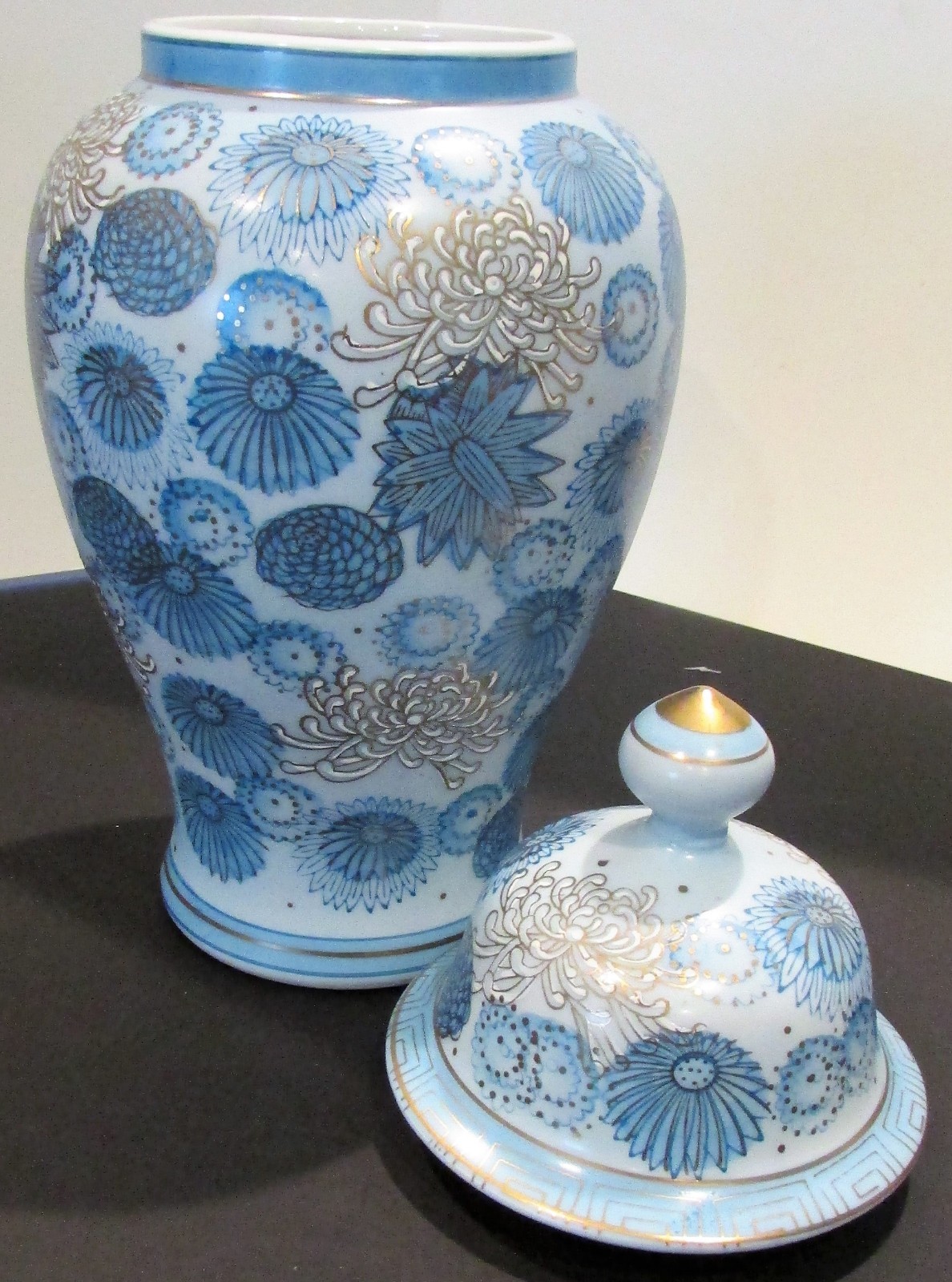 Beautiful Andrea by Sadek Blue Floral Vase with Lid - #7714