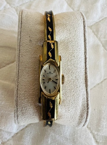 BUCHERER スイス製 クォーツ 懐中時計 ゴールド デイト LUCERNE 稼働品 BUCHERER ブッフェラー 懐中時計 ゴールド文字盤