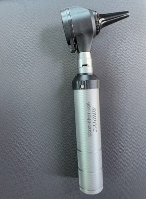 PROFESSIONAL OTOSCOPE SET LED LIGHT