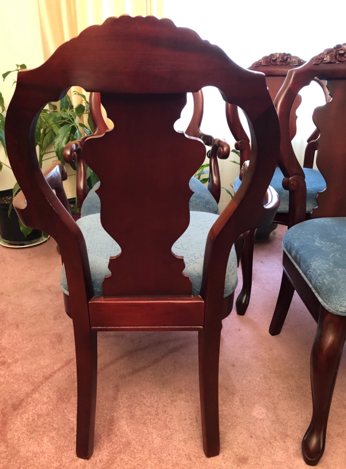 Lot of 6 Victorian Style Dining Room Chairs by Kimball Furniture Reproductions