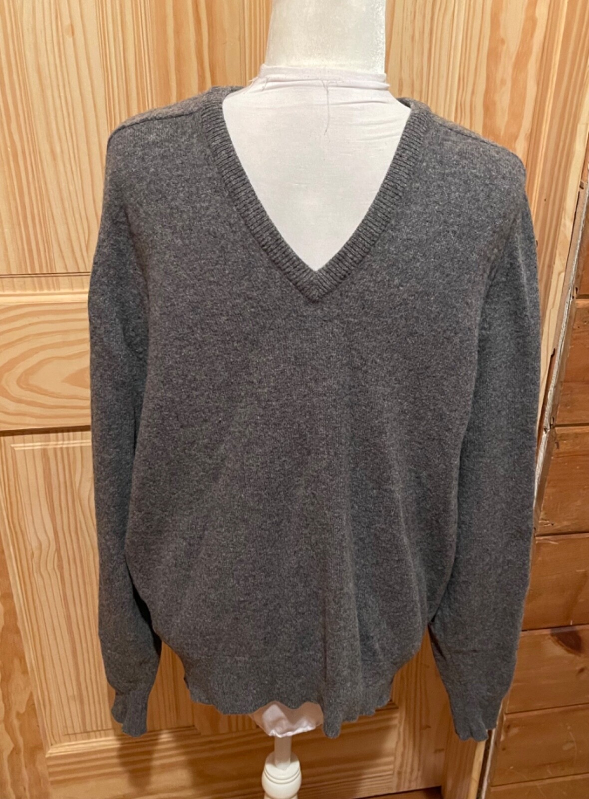 Vintage Alan Paine Pure Lambswool V Neck Sweater Made in