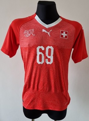 Switzerland 2018 - 2020 Home football Puma shirt #69 Emre size Small