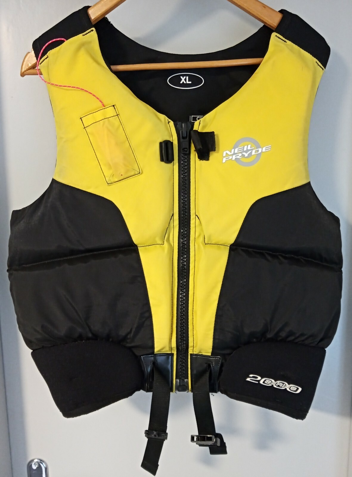 Auftriebsweste von Neil Pryde 2000 Series