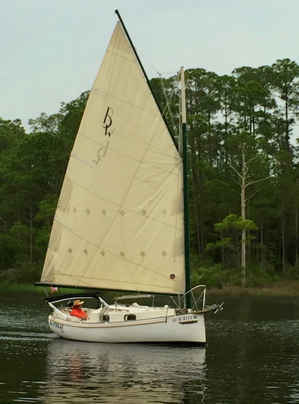 1981 Blackwatch gaff cat 20' Very beautiful and ready to go. Just add water.