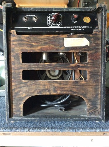Harmony Model 8418 Tube Amp