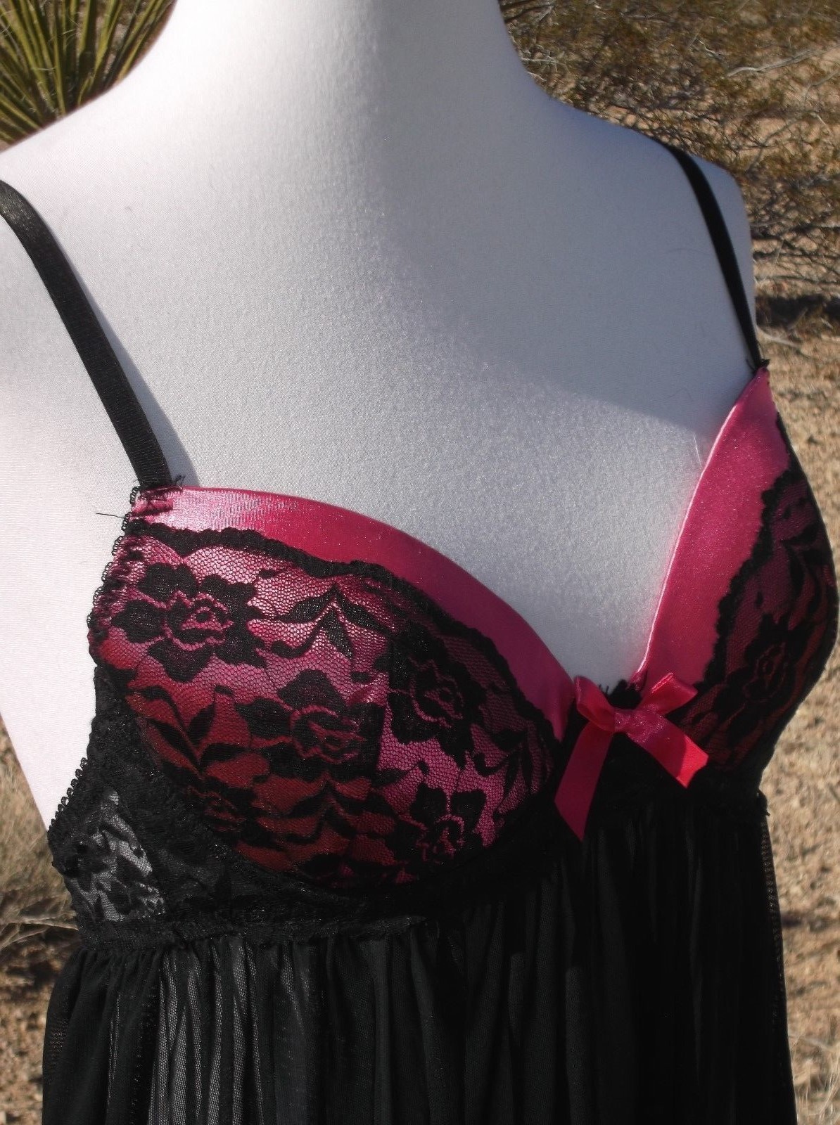Woman's Intimates, by Native, Size 38D/8, Padded/ Underwire, Sheer, Pink/Black