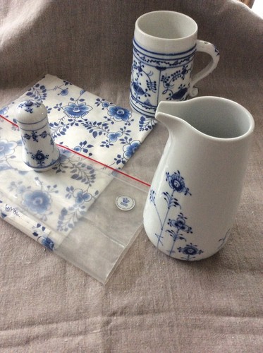 Blue Fluted Royal Copenhagen/ Meißen tall Porcelan Mug