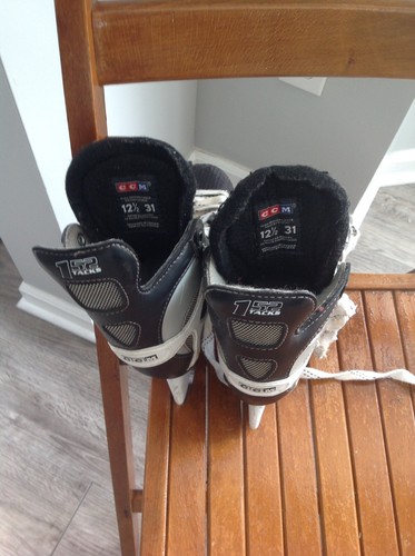 CCM 152 Tacks Ice Hockey Skates Youth Size 12.5 Prolite 3 Blades