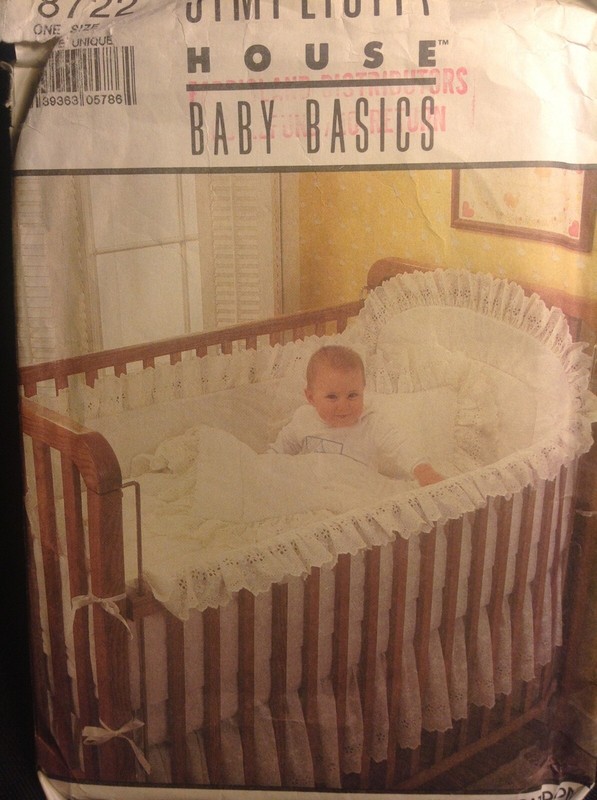 Pattern Simplicity 8722 Baby Basics Crib Cover Blanket Bumper