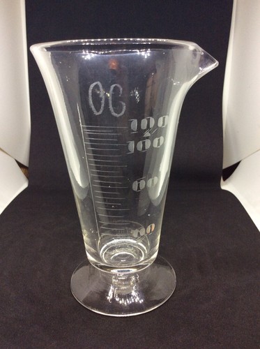 Vintage Etched Glass Laboratory Beaker 100 mL, Footed