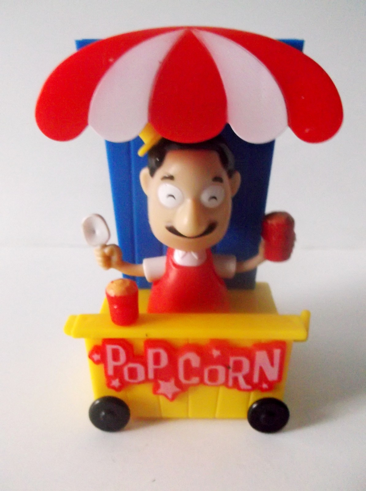 Solar Powered Popcorn Stand  Bobble Head Swing Arms Holding Snacks