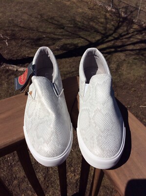 LAMO Womens Piper Slip On White Snakeskin Size 11 New In Box