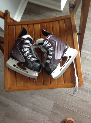 Bauer Vapor X40 Ice Hockey Skates Youth Size 7 R