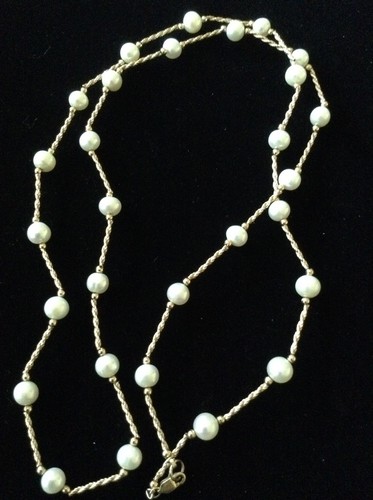 Beautiful 14k Gold And Pearl 15