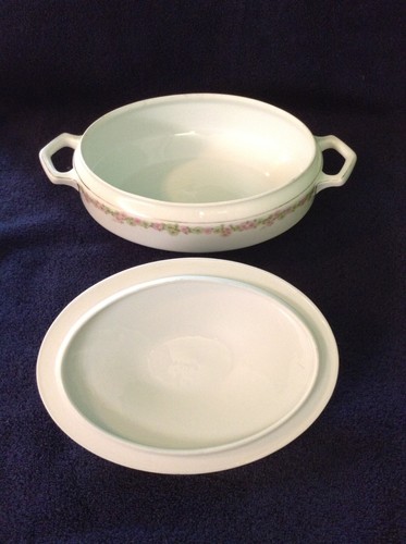 Antique Royal Bayreuth Bavaria Hand Painted Porcelain Oval Casserole Dish