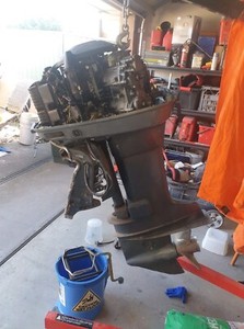 Yamaha  115  2 stroke outboard motor  25 in leg Boat 