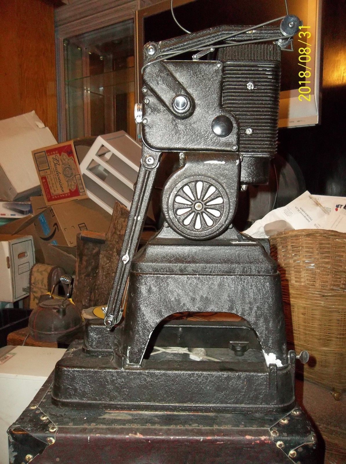 AMPRO SIMPLEX IMPERIAL MODEL PRECISION 16MM PROJECTOR 2 Inch f/ 2.0 LENS & CASE