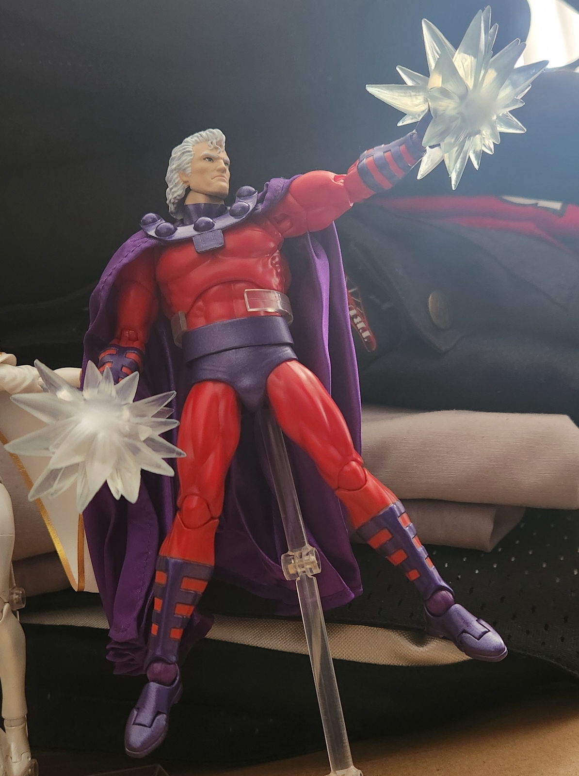 Medicom MAFEX No.179 MAGNETO (ORIGINAL COMIC Ver.) 6in Medicom MAFEX No.179 MAGNETO (ORIGINAL COMIC Ver.) 6in