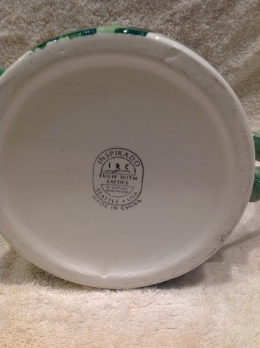 Inspirado Tulip With Lattice Water Pitcher - Multi-colored