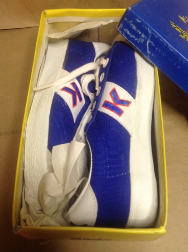 VINTAGE 1970s KEDS DEADSTOCK UNWORN BOX INSIDE LENGTH 7.5