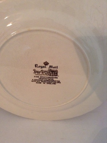 ROYAL MAIL STAFFORDSHIRE BLACK WHITE STAGECOACH DINNER PLATE FARMHOUSE DECOR